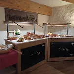 Burg 3*