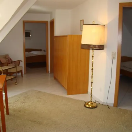 Burg بيت ضيافة Katzenstein (Baden-Wurttemberg)